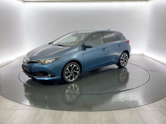 toyota-auris