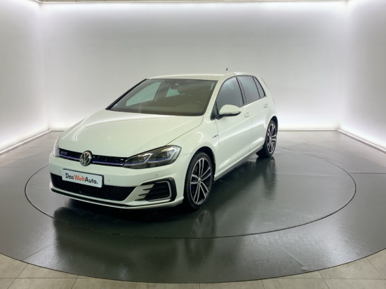 volkswagen-golf_vii