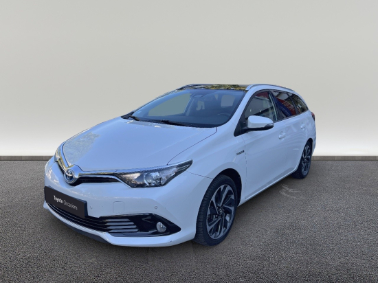 toyota-auris_touring_sports